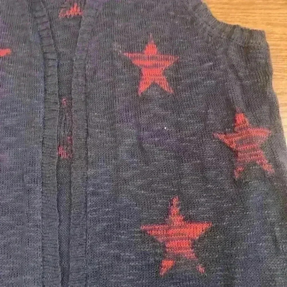 Lane Bryant Red Blue Star Print Open Front Sleeveless Cardigan size 14 size 16 - Picture 3 of 6
